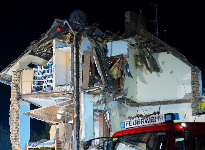 Hausexplosion Bruehl bei Koeln Pingsdorferstr P056.JPG